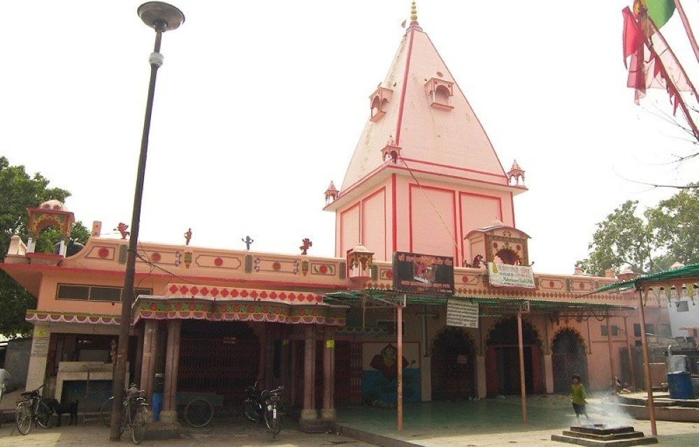 Alop Shankari Devi Shakti Peeth Mandir in Prayagraj  Pictures