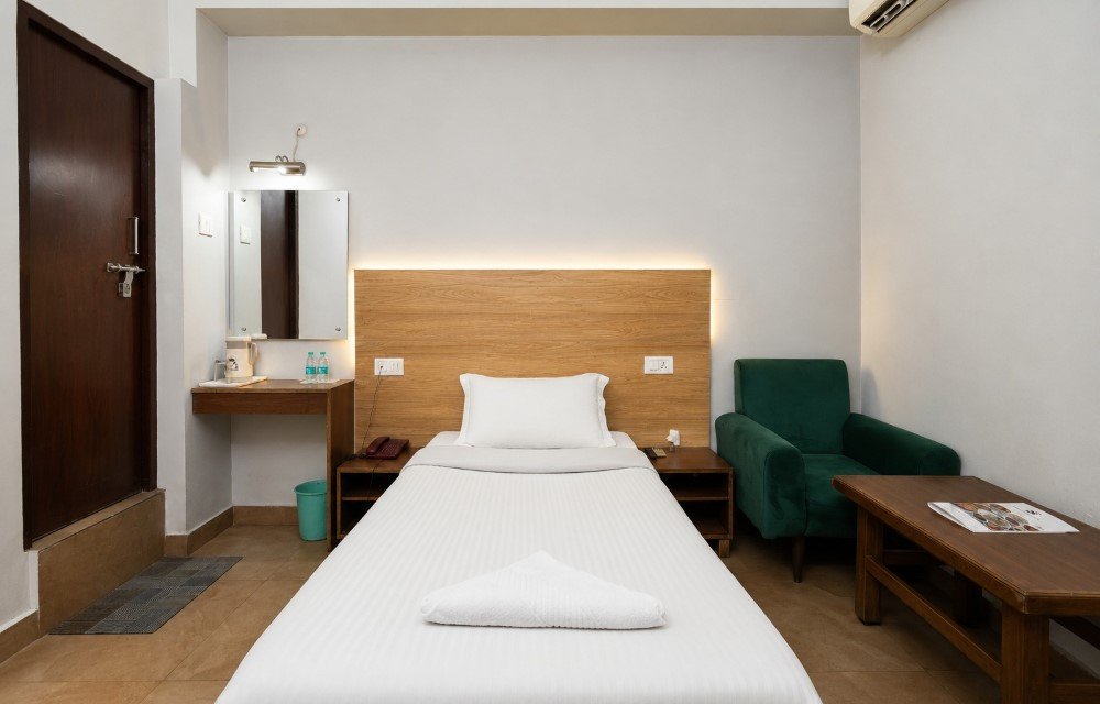Deluxe Single Bed Room