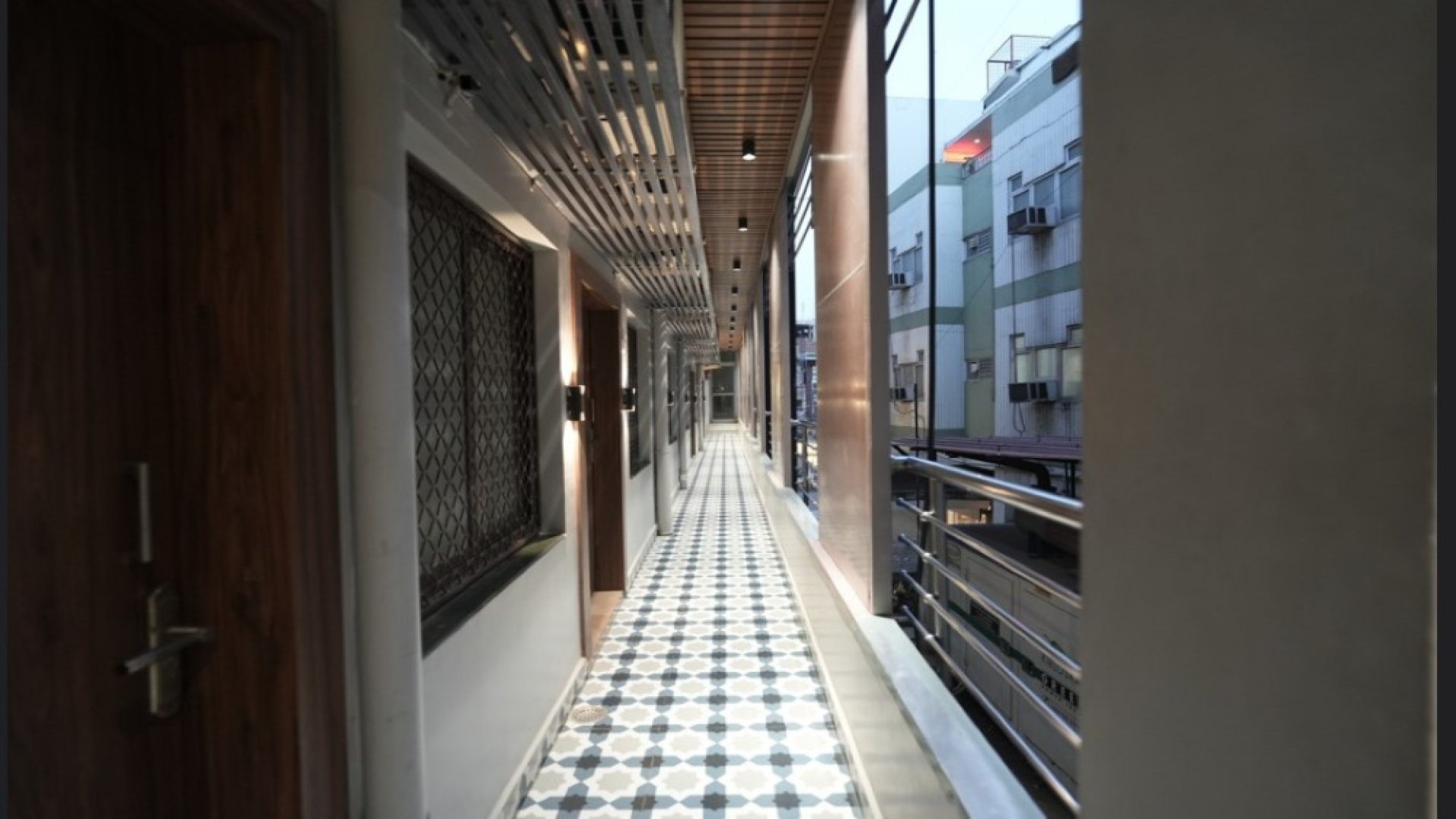 Subhash Hotel