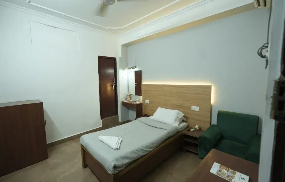 Subhash Hotel