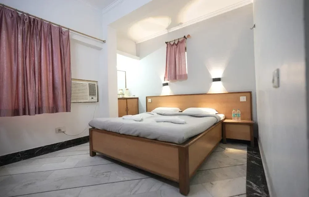 Subhash Hotel