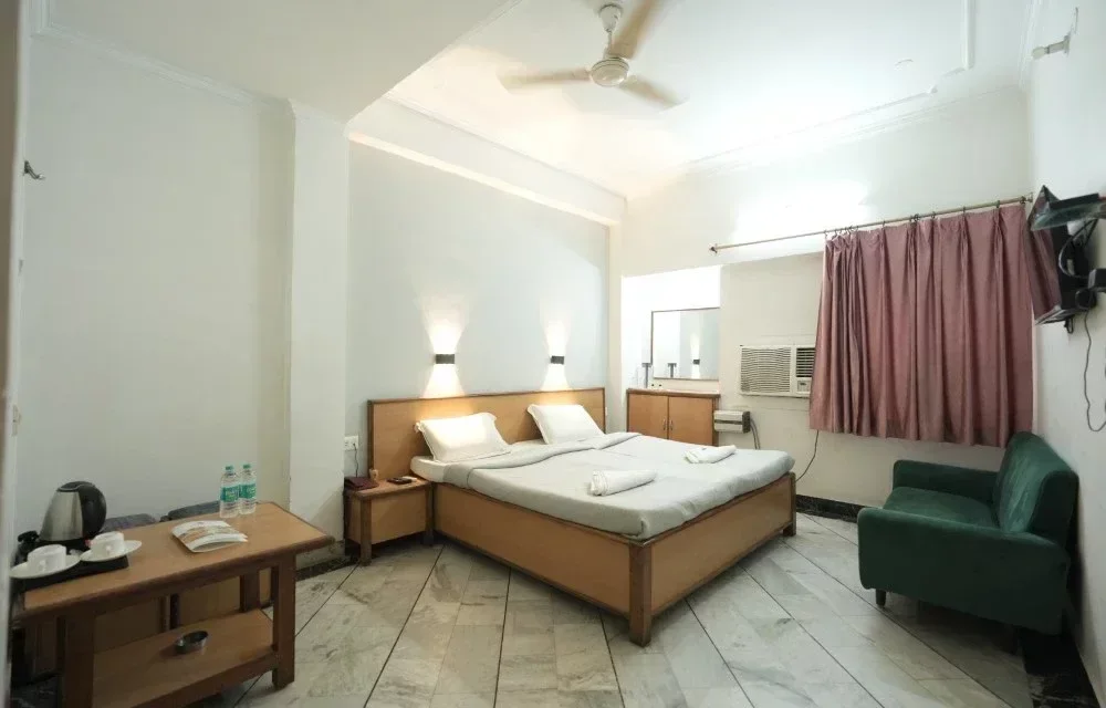 Subhash Hotel